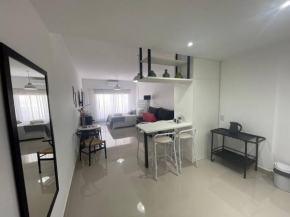 Hermoso y amplio estudio con balcon y piscina- UF 206
